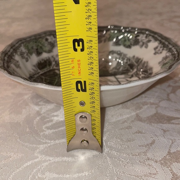 Johnson Brothers 6 1/4” The Friendly Village Bowl, NWOT - Picture 4 of 4